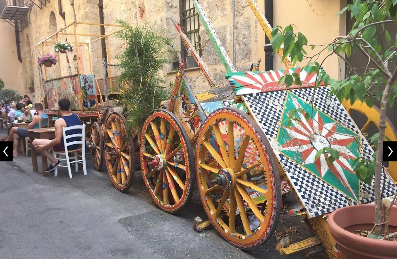 Palazzo Artale Holiday Homes Palermo Italy